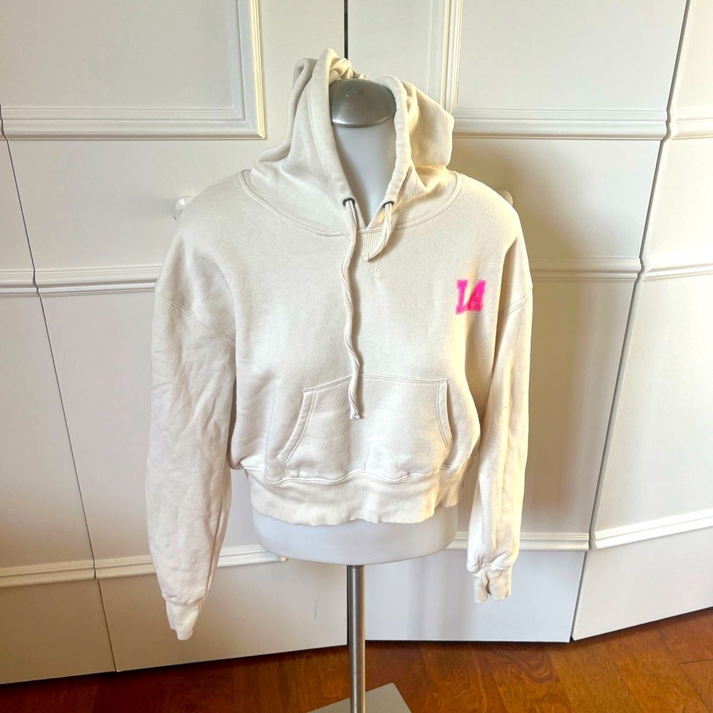 White hoodie